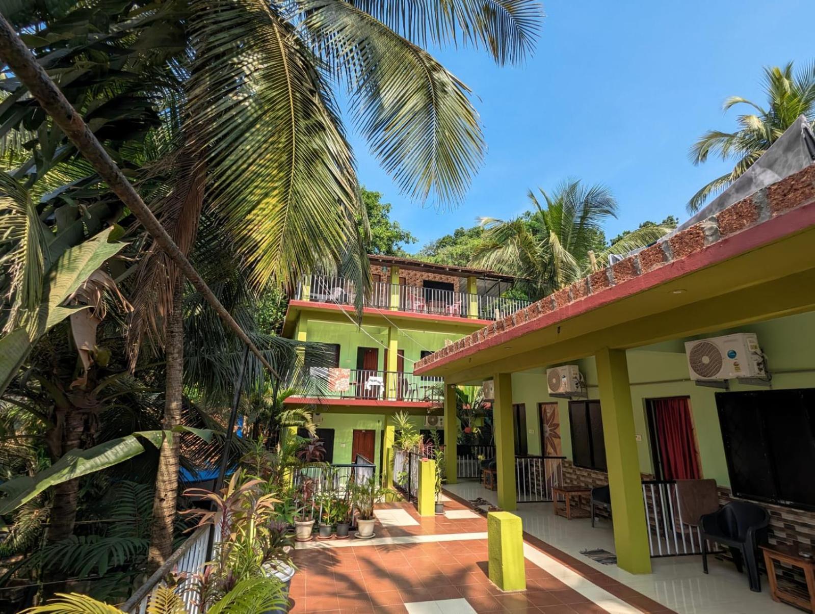 Luciano Guest House Arambol Eksteriør billede