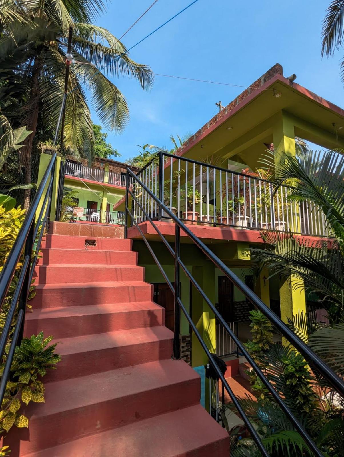Luciano Guest House Arambol Eksteriør billede